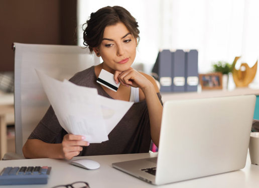 Revolving Credit Card vs Instalment Credit: What's the Difference?