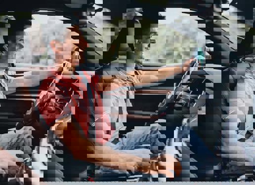 Should You Buy or Lease a Car if You Have Bad Credit?